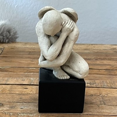 TMS 2006 Vitruvian Collection Pense Grieving Angel Statue 9'' Art Sculpture