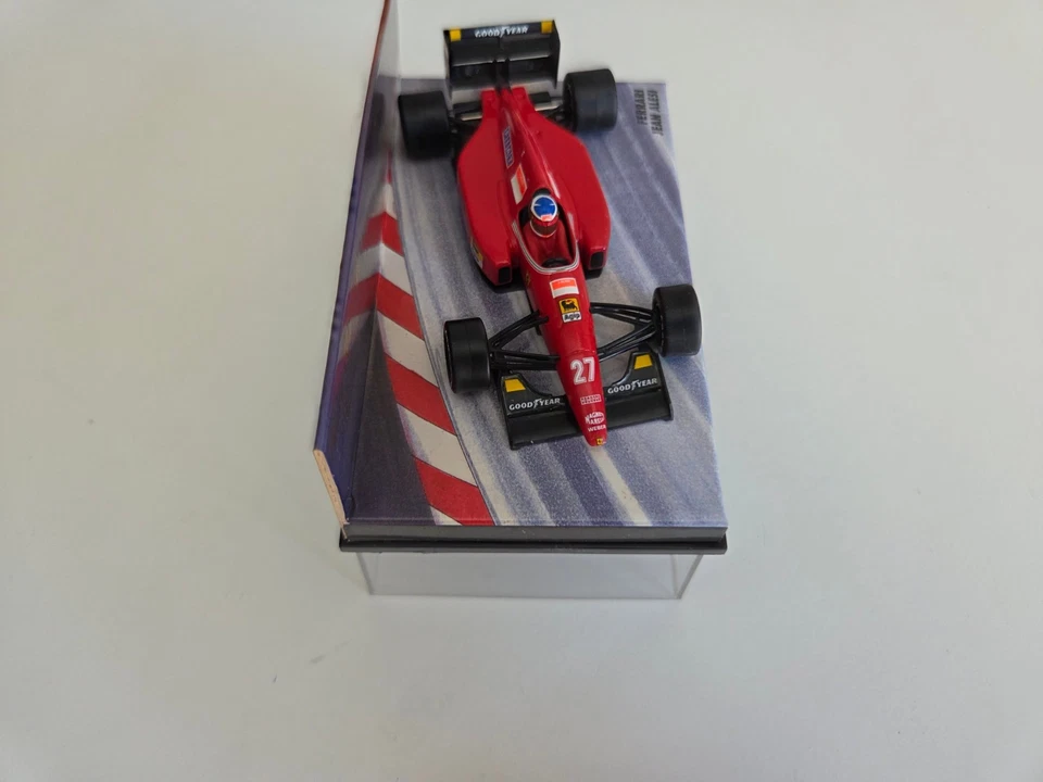 Minichamps 1/43 Ferrari F92A J. Alesi - Road Box Edition 1992 - Immagine 2 di 4