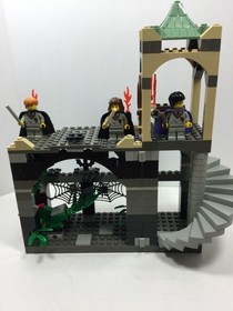 LEGO 4706 Harry Potter Sorcer's Stone: Forbidden Corridor READ