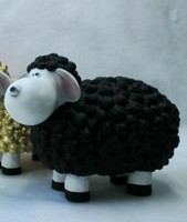 Lustiges Deko Schaf Bunt Lamm Schwarz Tierfigur Gartenfigur Tier