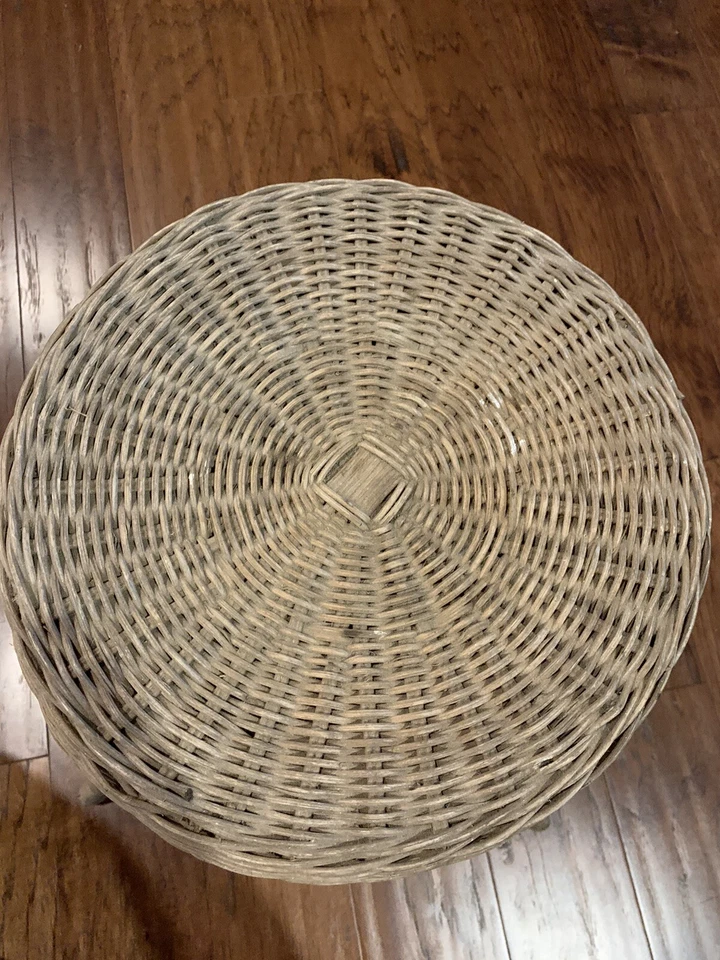 Vintage Wicker 4 Leg Vanity Stool Bathroom Bedroom Natural - Image 3 of 4