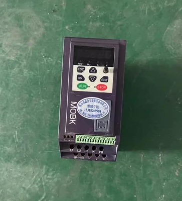1pc used Xin Jinbao inverter XJB100-2R2GT4B 2.2KW 380V #F14