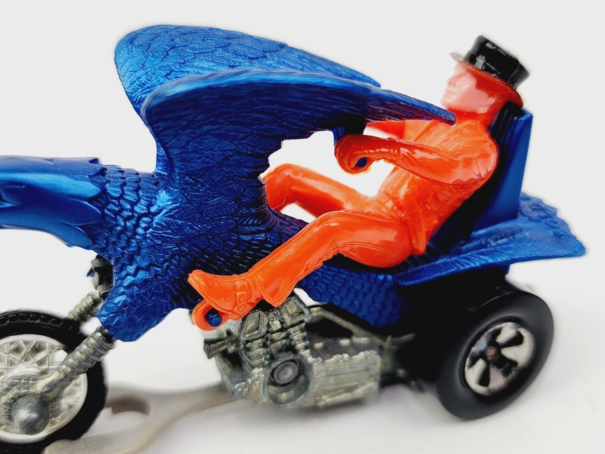 HOT WHEELS RRRUMBLERS BOLD EAGLE BLUE W/ ORANGE TOPS RIDER