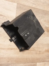 Triumph Trident 900 T300 Batteriekasten Batteriefach Batterie Halter