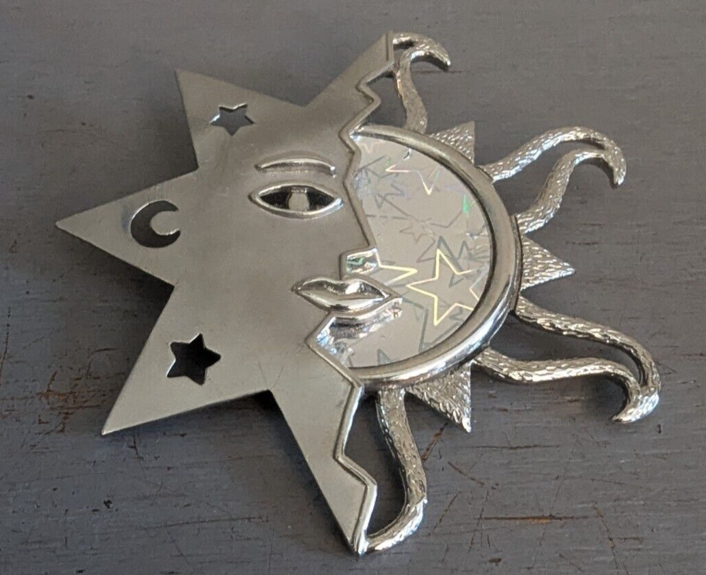 【NOFFICIALNOFFICE】 NFFC WITH STAR KEYRING N BROOCH Vtg JJ Sun Moon Stars Face Brooch Pin Silver Tone Celestial