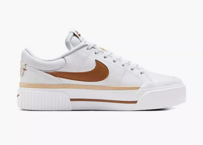 NIKE Platform Sneaker COURT LEGACY LIFT white / lt british tan-sanddrift Gr. 44