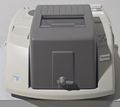 Thermo Scientific Nicolet 380 FT-IR Spectrometer