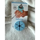 Tweexy Wearable Nail Polish Bottle Holder Ring Tool Manicure Island Blue