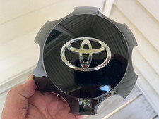 1 Toyota 4runner Oem Center Wheel Cap 4260b-35090 Black Gloss 1 Toyota 4runner Oem Center Wheel Cap 4260b-35090 Black Gloss