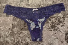 NWOT VICTORIA'S SECRET DREAM ANGELS SMALL FLORAL MESH LACE RARE THONG PANTIES