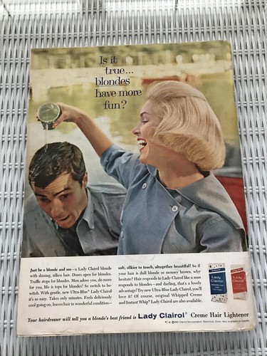 September5, 1961 Show Business Illustrated Magazine Issue NO. 1 - Picture 3 of 12