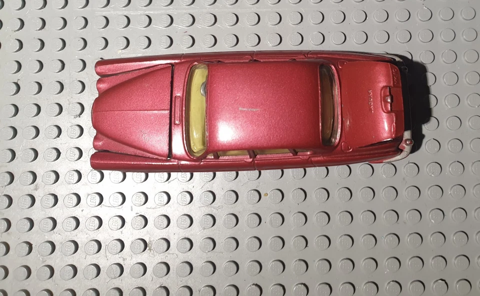 Corgi  jaguar mark x saloon  238 SCALA 1/43 - Immagine 2 di 4