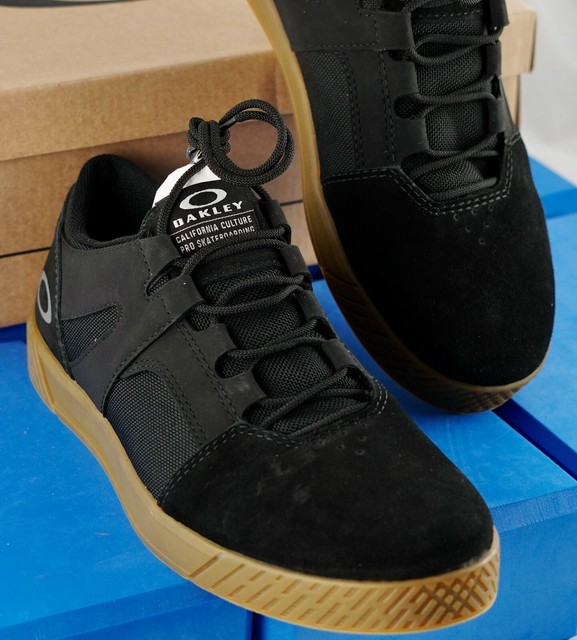 oakley shoes for sale
