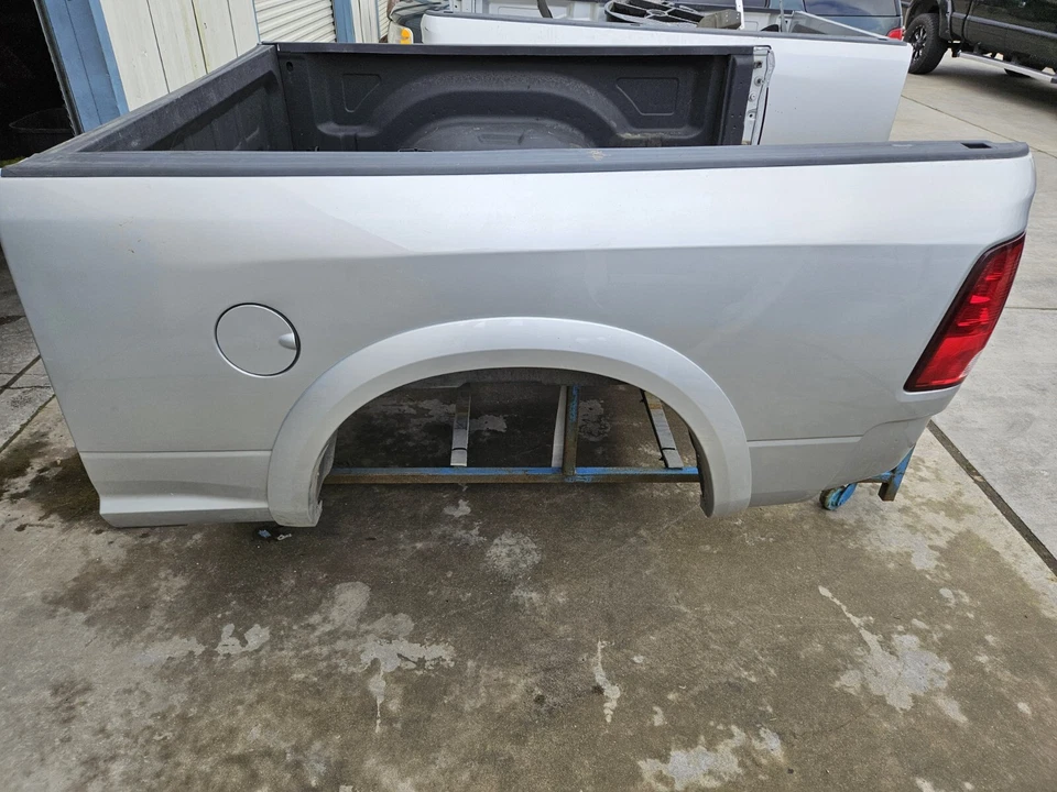 Dodge Ram 2500 3500 2010-2018 6,7 mega cabina platón corto caja Foto 2 de 4