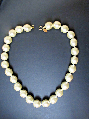 MIRIAM HASKELL Vintage 15mm Large Faux Baroque Pearl Necklace 20 