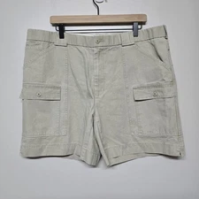 Murray’s Toggery Shop Nantucket Reds Men's Cargo Shorts Size 40 Khaki Cotton Zip