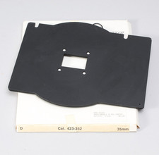 OMEGA 423-352 35MM NEGATIVE CARRIER FOR USE WITH D SERIES ENLARGERS IN THE BOX