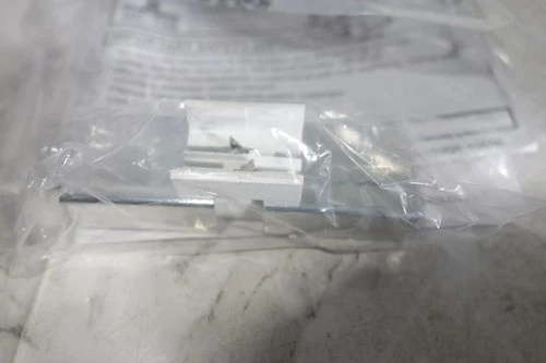 Lot 5 Sea Gull Lighting 9428-15 Ambiance Under Cabinet LX Wedge Base Lamp Holder - Picture 3 of 4