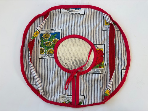 Vintage Casserole Carrier w/Hot Pad