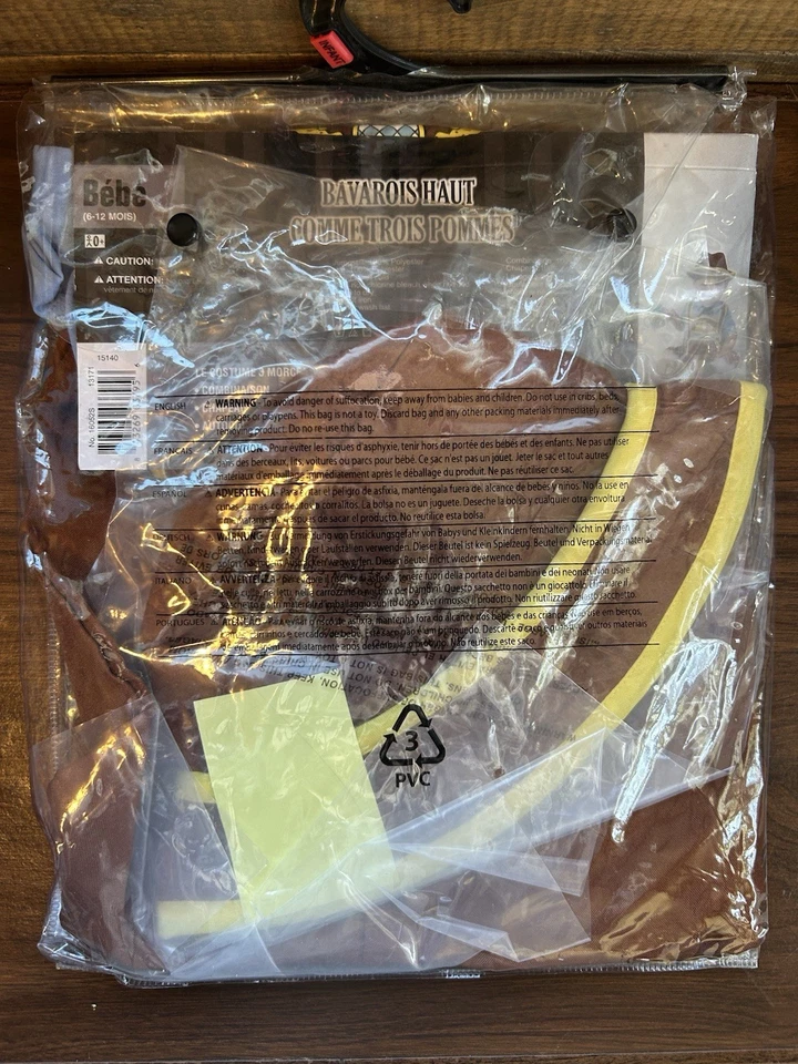 Disfraz de Lederhosen alemán bebé 6-12 meses. ADORABLE. Nuevo en paquete Foto 4 de 4