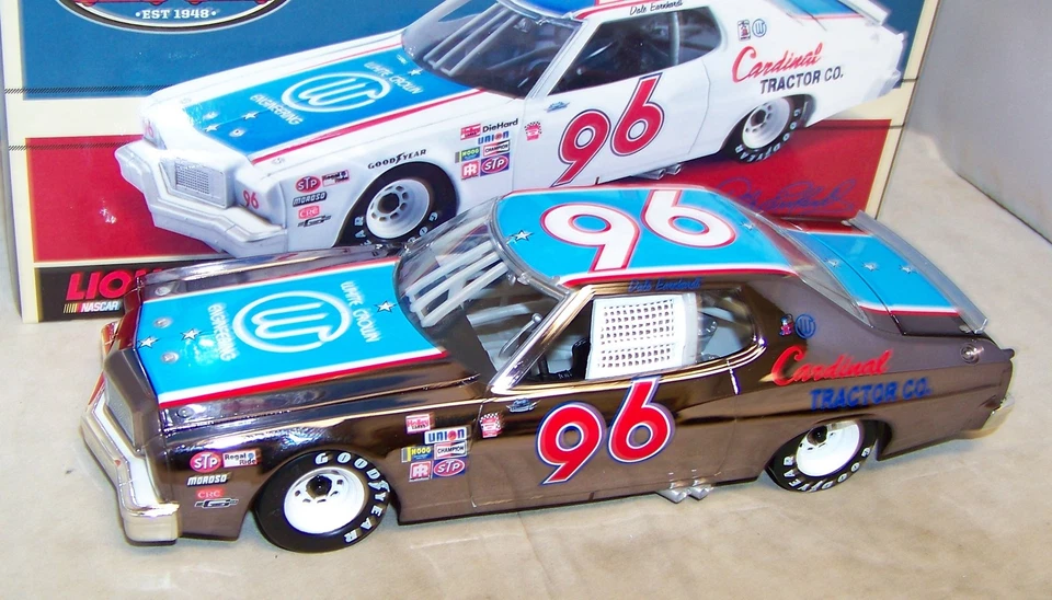 1:24 ACTION 1978 2011 #96 CARDINAL TRACTORS GUNMETAL DALE EARNHARDT SR 1/96 - Image 2 of 4