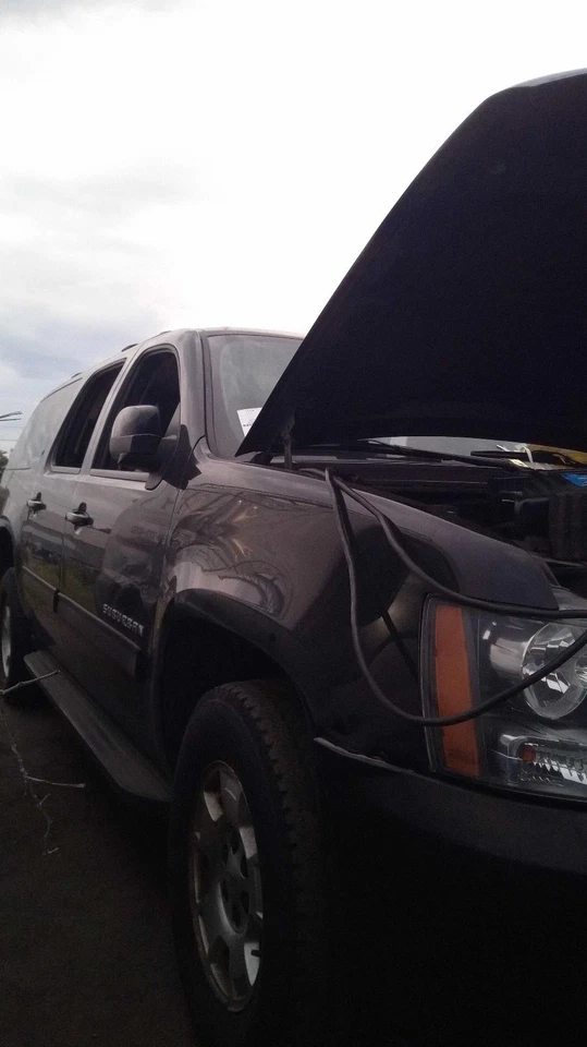 2012 Chevrolet Suburban 1500 OEM Fuse Box Black 229K Miles NJ25-21242-520803 Foto 4 de 4