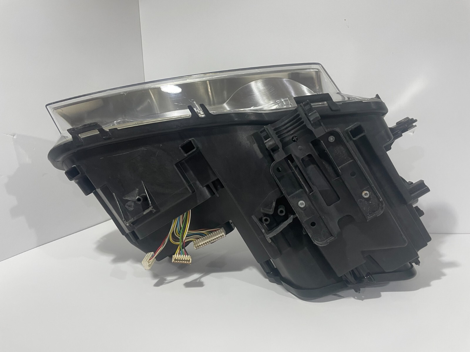 2010 - 2014 ROLLS ROYCE GHOST LEFT XENON HEADLIGHT BARE 63127201165 OEM