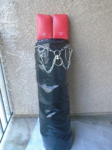 Boxing, Kickboxing, martial art Punching bag Chain & punching gloves  