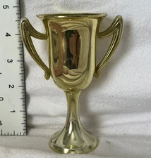 ONE NEW 5" Plastic Gold cup for a trophy or cake topper