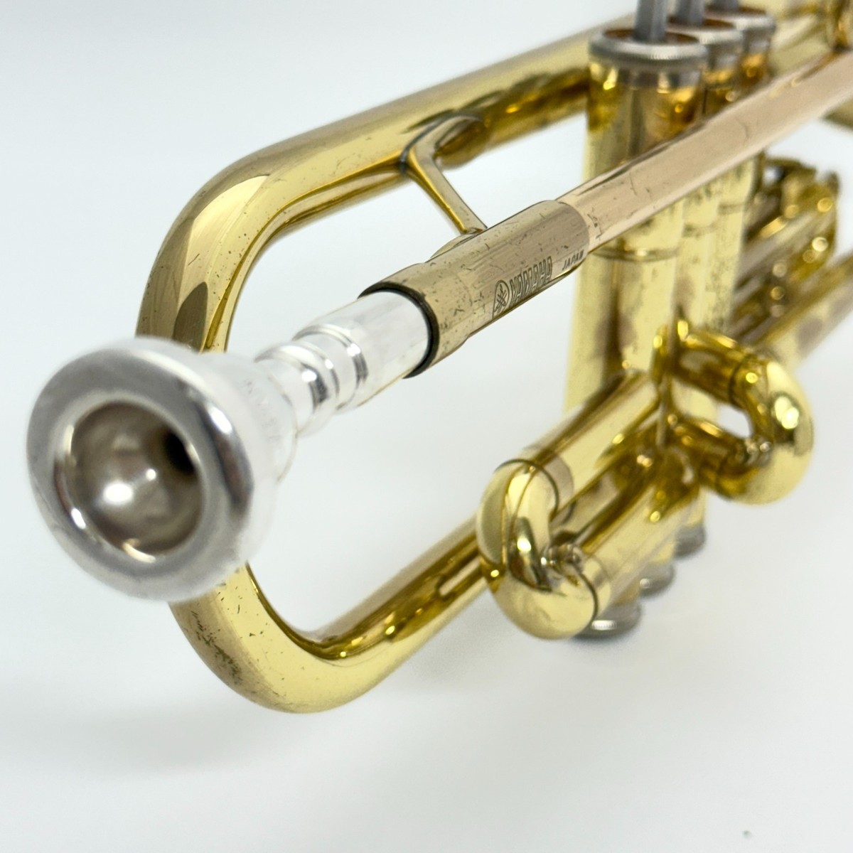 YAMAHA YTR-2310 Trumpet with Hard Case Mouthpiece Musical
