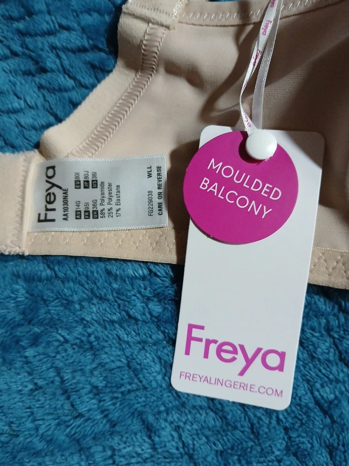 Freya Fancies Moulded Balcony Underwire Bra Women's US Size 36I - Image 4 of 4