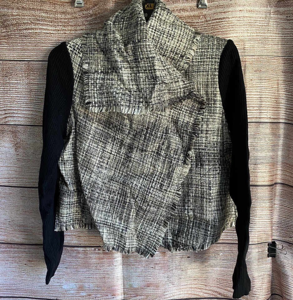 Anne Klein Tweed Jacket ~ Size US 8 Women's Aus 12 ~ Wool Blend Raw Hem
