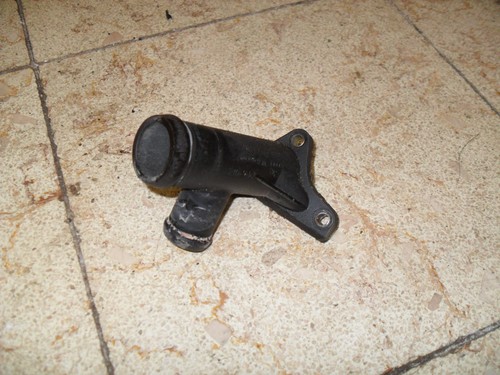 VW Corrado 16V 9A Wasserstutzen am Zylinderkopf