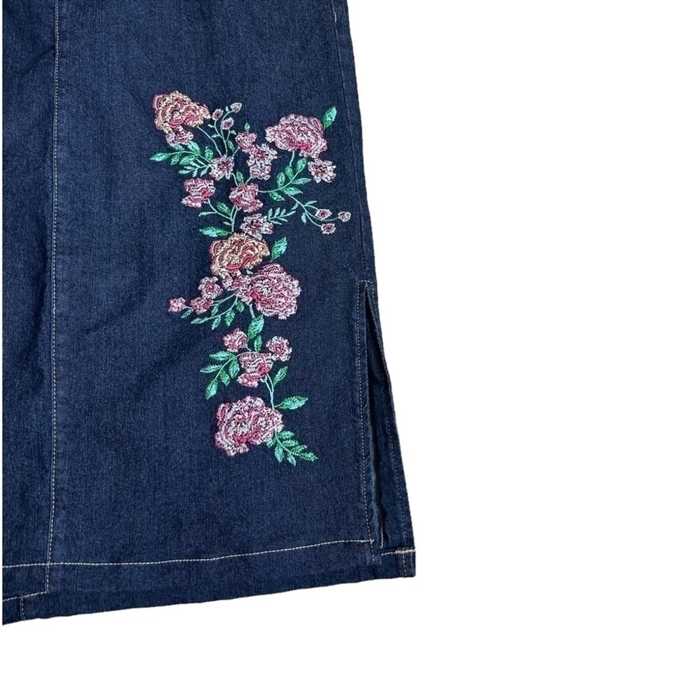 Falda midi denim 24/7 rosa bordada elástica con abertura talla 16W Foto 4 de 4