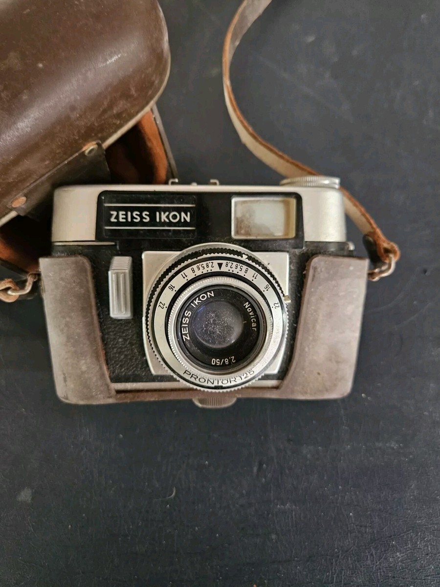 Zeiss Ikon Colora F Camera with Novitar 50mm f2.8 Lens with Case