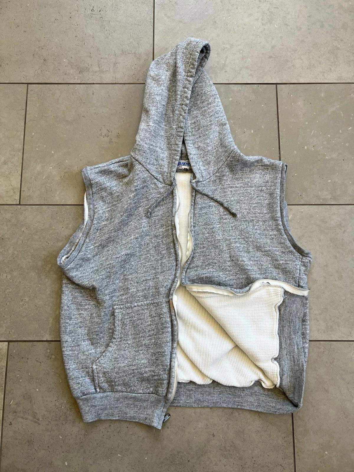 Vintage 80s Kodiak Pass Thermal Lined Sleeveless Zip Gray Hoodie Sweatshirt Sz L