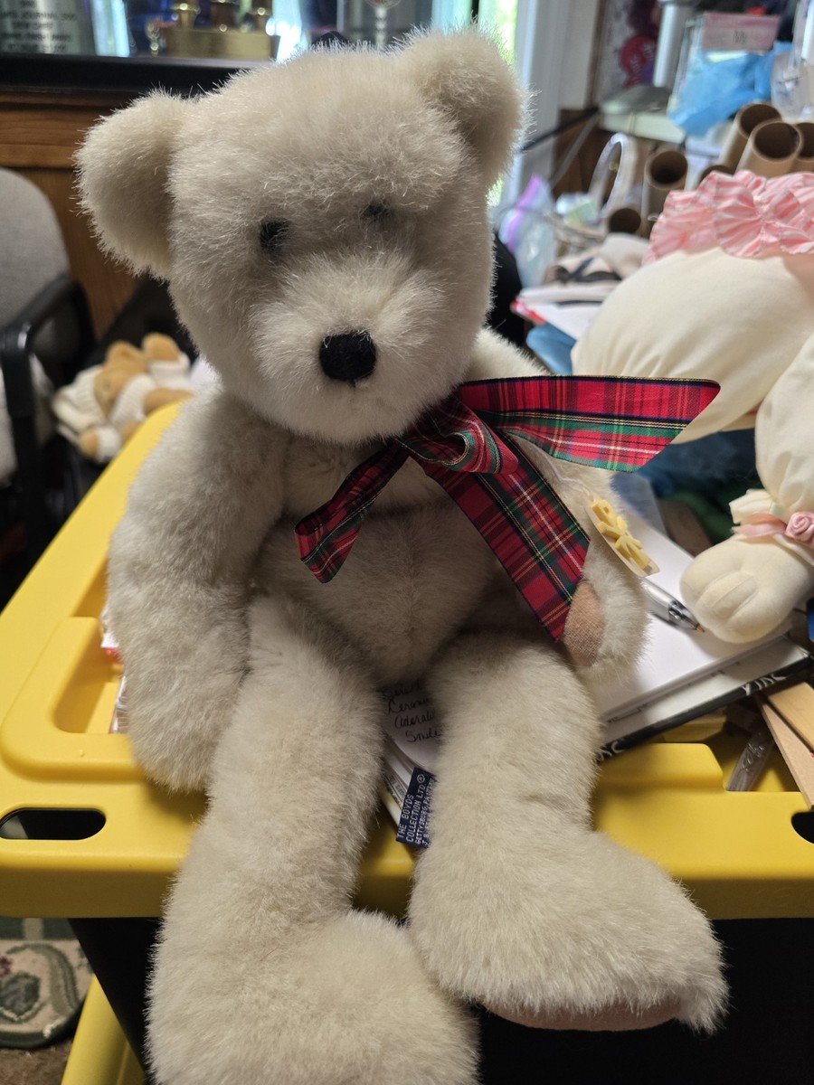 Vintage 18 Inch Beige Boyds Bear (Bean Butt) Retired Adorable
