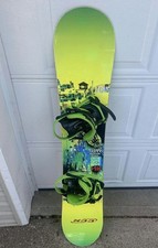 Lightly used Flow Micron verve 140cm  snowboa...