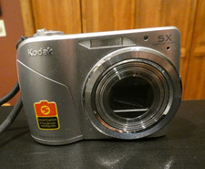 Kodak EasyShare C190 12 Megapixel 5X Digital ...