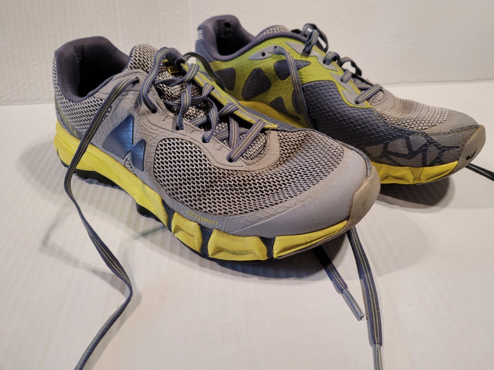 Scarpe da trail running Merrell Sleet Agility Charge donna taglia 9 grigio giallo 1240