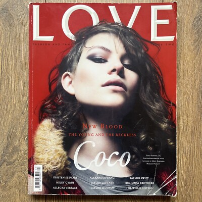 LOVE Magazine Fashion & Fame 2009 - Coco Sumner, Taylor Swift, Kristen Stewart..