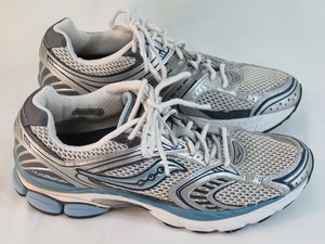 Saucony ProGrid Hurricane 11 Running 