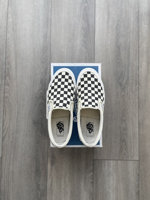 slip on checkerboard og