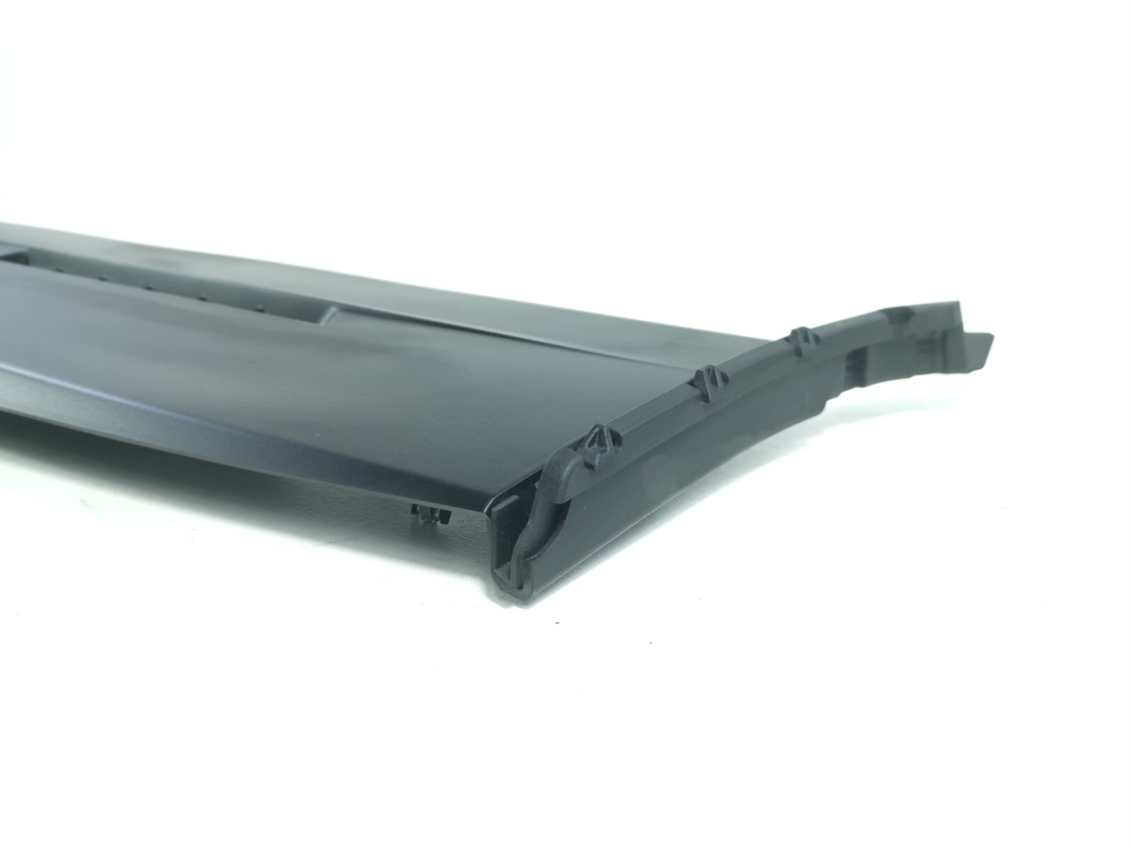 17-20 MASERATI Levante Dashboard Dash Vent Defroster Upper Trim Cover 670043361