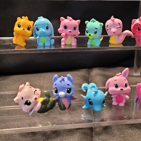 CUTE LOT OF 21 HATCHIMALS COLLEGGTIBLES COLLECTIBLES MINIATURE SERIES FIGURES