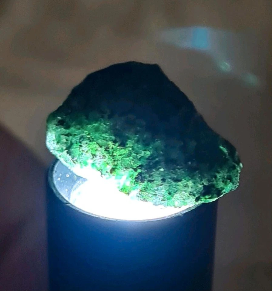 Bodenfund/ Edelstein/ Smaragd/Kristall/ Mineral/ Investition/ Schmuck/ Heilstein - Bild 2 von 4