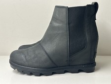 Sorel Women’s Joan of Arctic Wedge ll Chelsea Boots Black Slip On Size 8