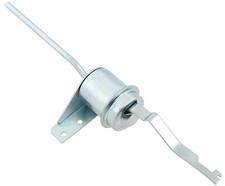 1969-70 Mustang; Shaker Vacuum Motor; Intermediate Plate