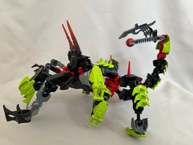 LEGO HERO Factory: Scorpio (2236) - Almost complete missing 2 pieces