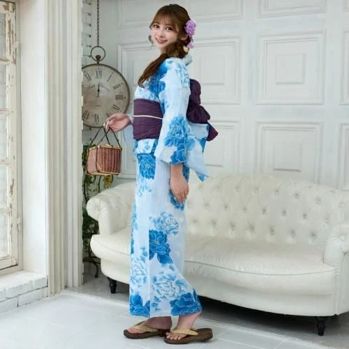 Japanese Yukata Kimono 3-piece set with a light blue and blue peony pattern - Image 3 of 4